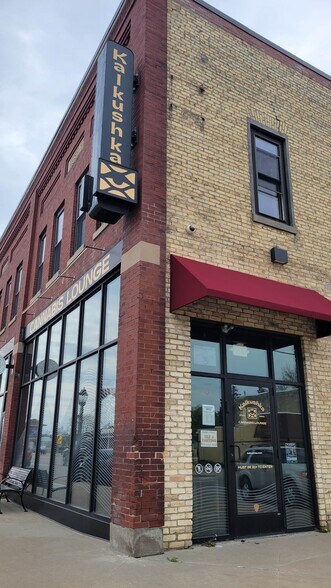 More Photos Of 302 S Cedar St, Kalkaska Storefront For Lease