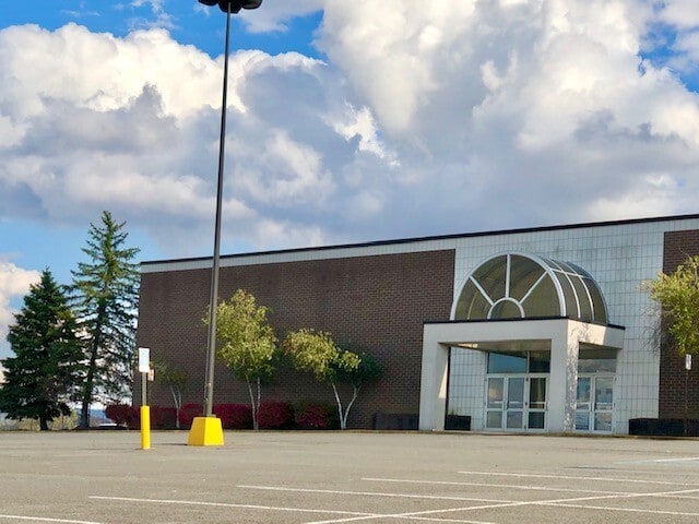 More Photos Of 5000 Greenbag Rd, Morgantown General Retail For Lease