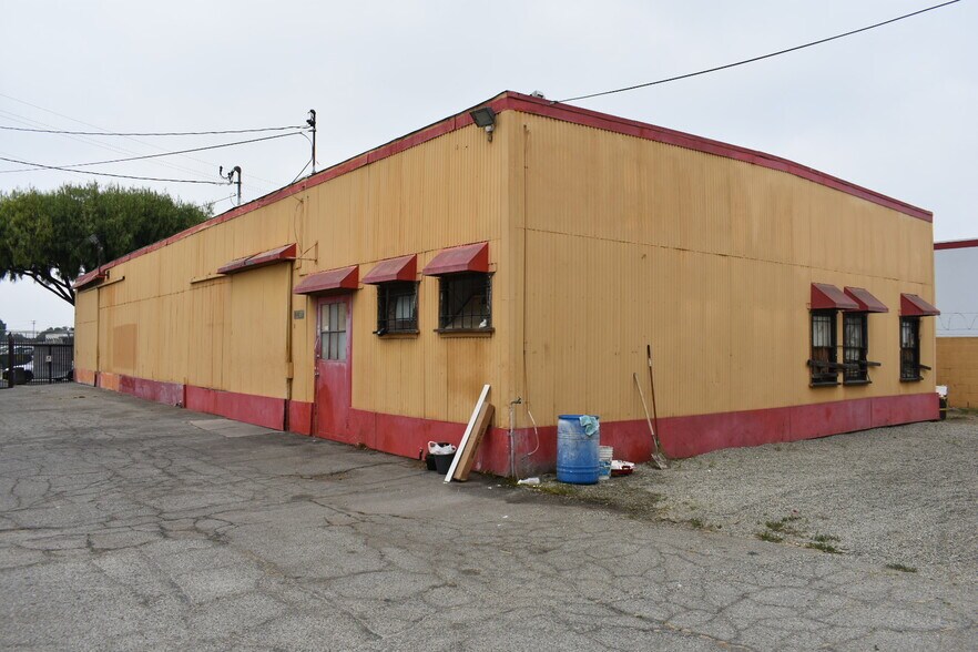 More Photos Of 6821 Suva St, Bell Gardens Warehouse For Lease