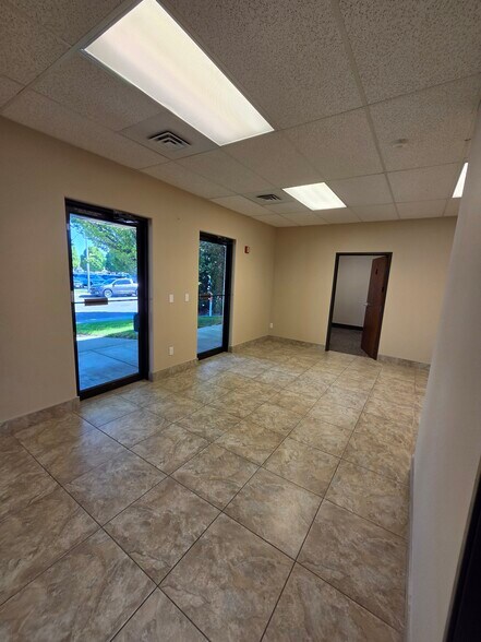 More Photos Of 7535 W Kennewick Ave, Kennewick Office For Lease