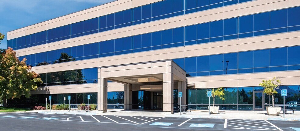 More Photos Of 2835 Decker Lake Dr, Salt Lake City Office For Lease