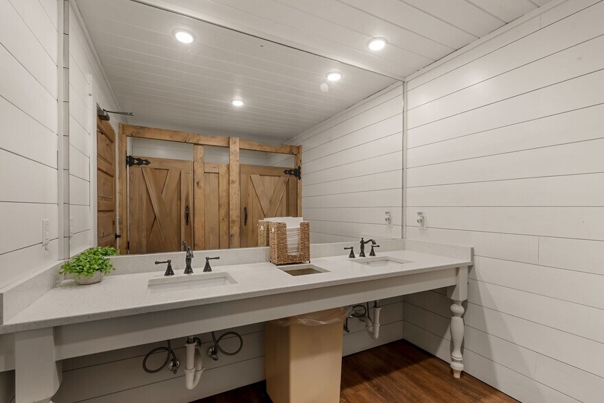 More Photos Of 2942 Newman Rd, Ardmore Land For Sale