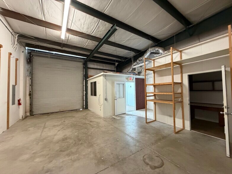 More Photos Of 933 Beville Rd, Daytona Beach Unknown For Lease