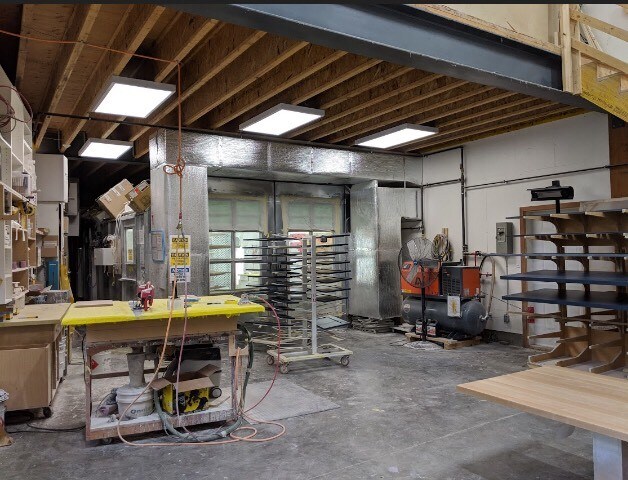 More Photos Of 1550 Thain Rd, Cobble Hill Showroom For Lease