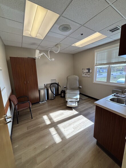 More Photos Of 1195 Wilson Ave NW, Grand Rapids Medical For Lease
