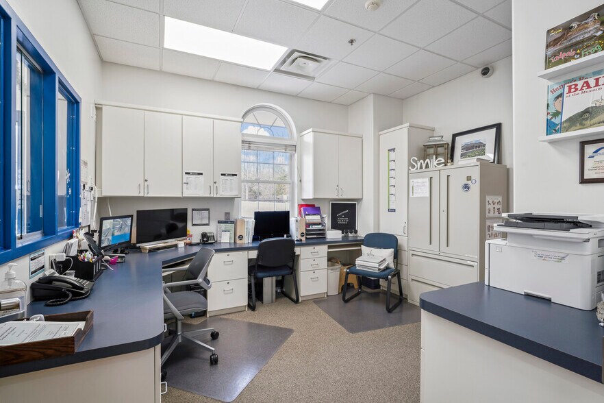 More Photos Of 42885 Orchard Oriole Dr, Ashburn Daycare Center For Sale