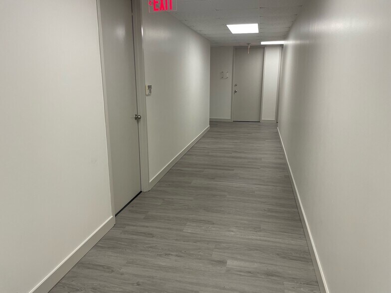 More Photos Of 10122 Long Point Rd, Houston Medical For Lease
