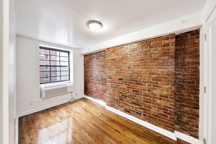 More Photos Of 233 E 34th St, New York Apartments For Sale
