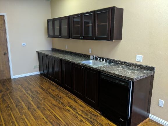 More Photos Of 16120 Caputo Dr, Morgan Hill Manufacturing For Lease