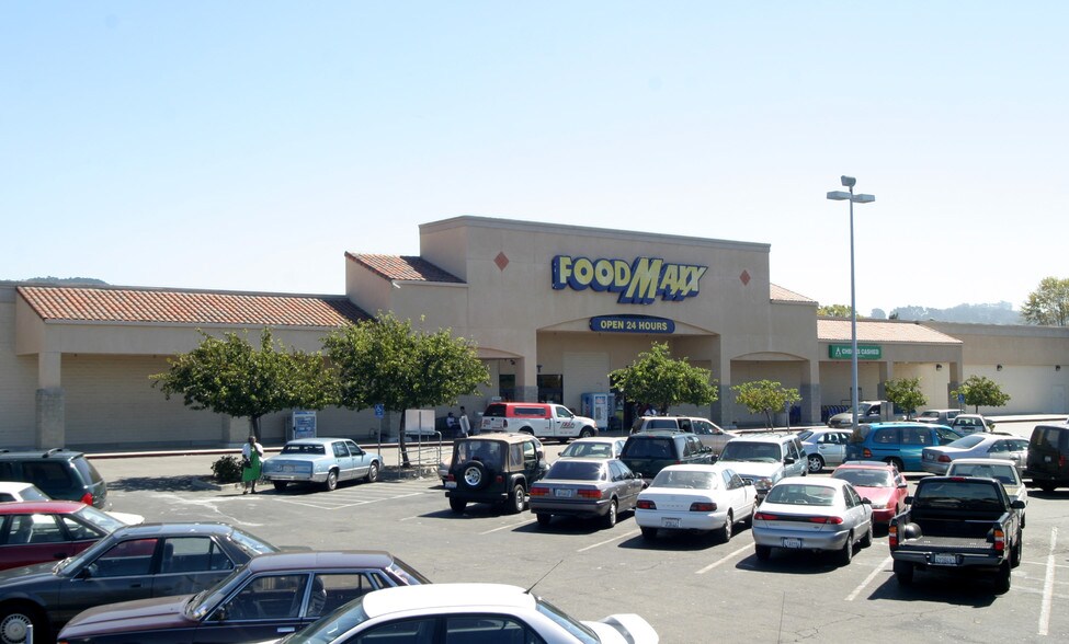 More Photos Of 13220-13222 San Pablo Ave, San Pablo General Retail For Lease