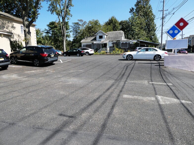 More Photos Of 335 Evesham Ave, Lawnside Medical For Lease