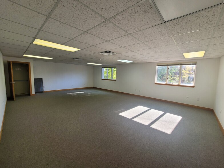 More Photos Of 73 Main St S, Woodbury Storefront Retail Office For Sale