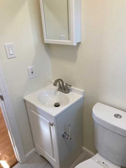 More Photos Of 820 Island Dr, Alameda Specialty For Sale