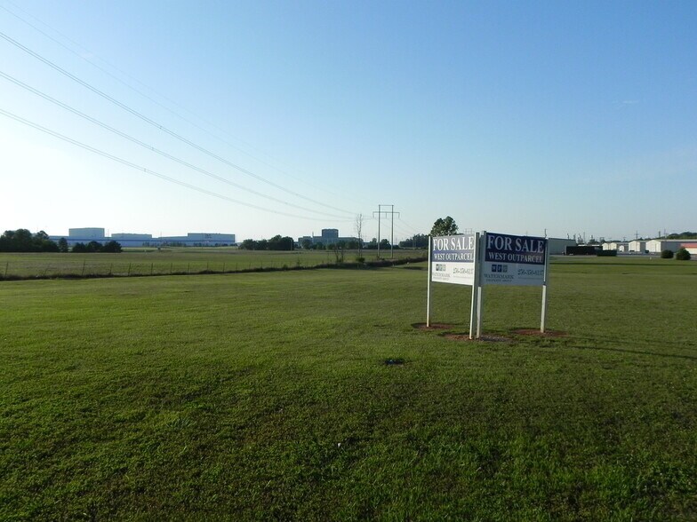 Primary Photo Of 3401 Hwy 20, Decatur Land For Sale