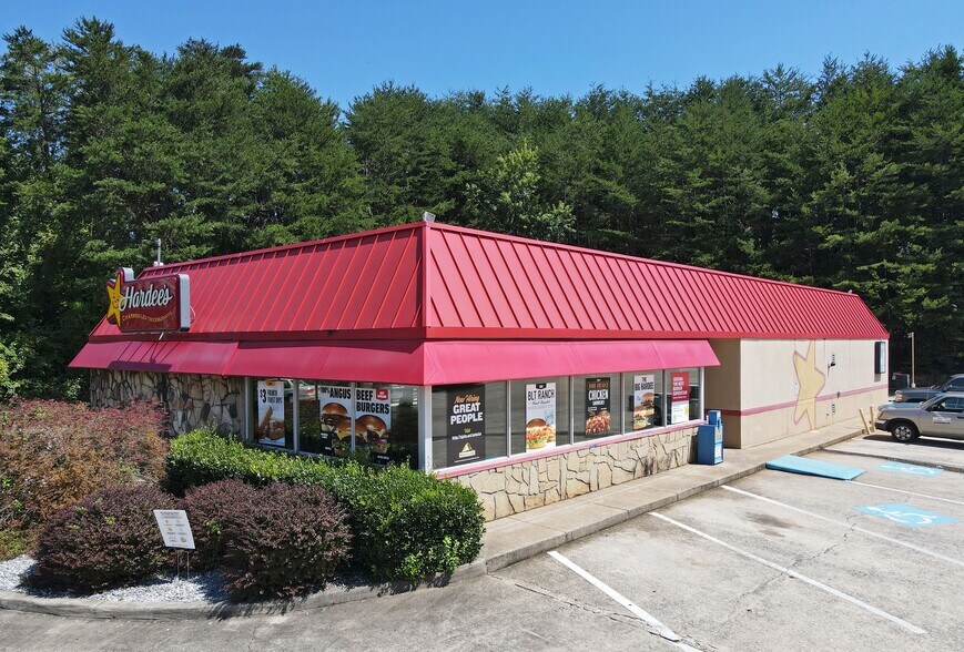 More Photos Of 244 N Main St, Hiawassee Fast Food For Lease