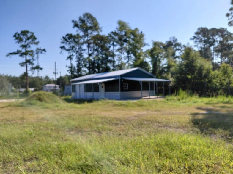 More Photos Of 20065 SE Hawthorne Rd, Hawthorne Warehouse For Lease