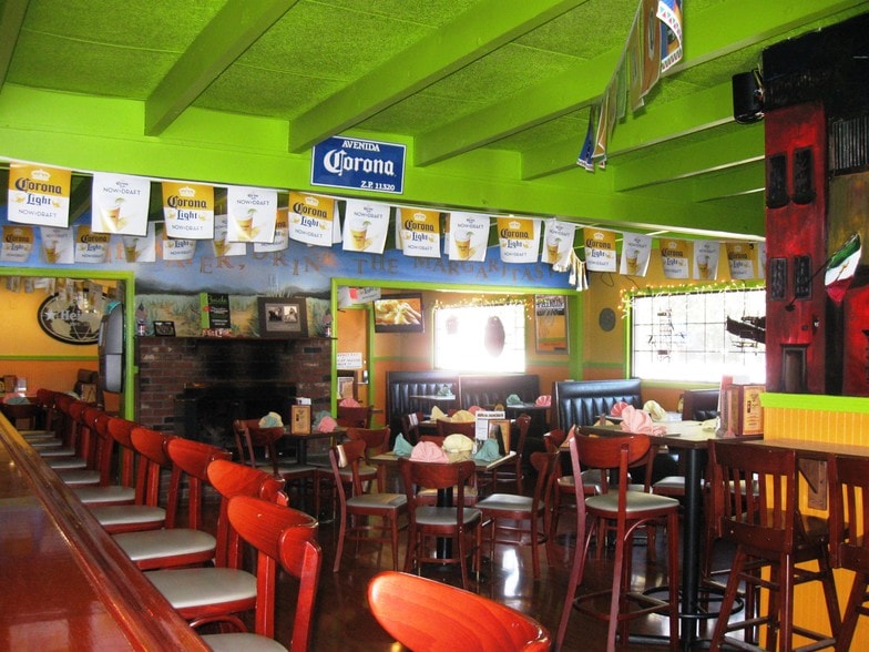 More Photos Of 360 Watertown Rd, Thomaston Restaurant For Sale