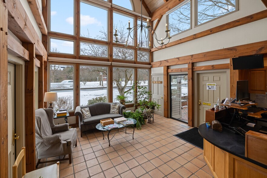 More Photos Of 68 Lyme Rd, Hanover Office Residential For Sale