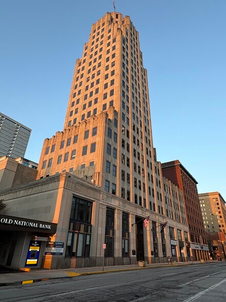 More Photos Of 116 E Berry St, Fort Wayne Office For Lease