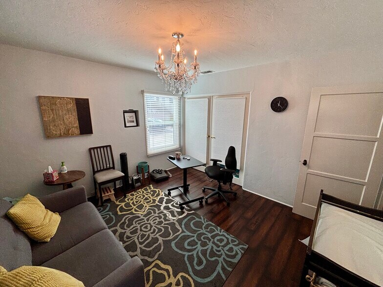 More Photos Of 8325 University, La Mesa Office For Lease
