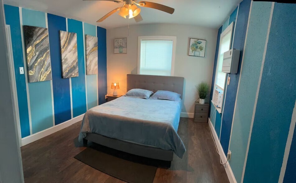 More Photos Of 2917-2919 Ashley St, Houston Apartments For Sale