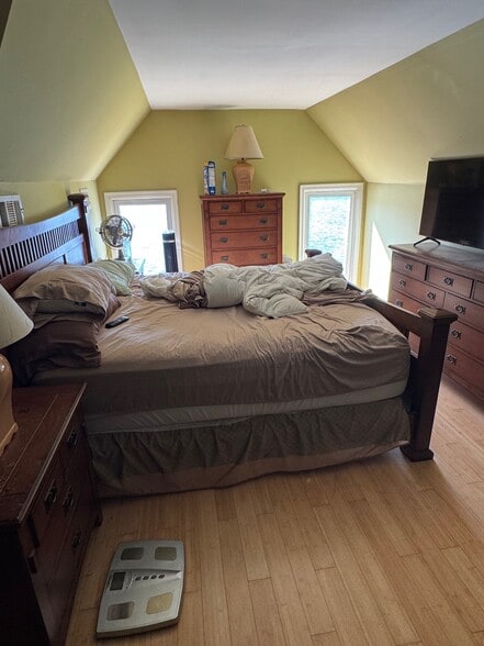 More Photos Of 7 Boardwalk, Sparta Restaurant For Sale