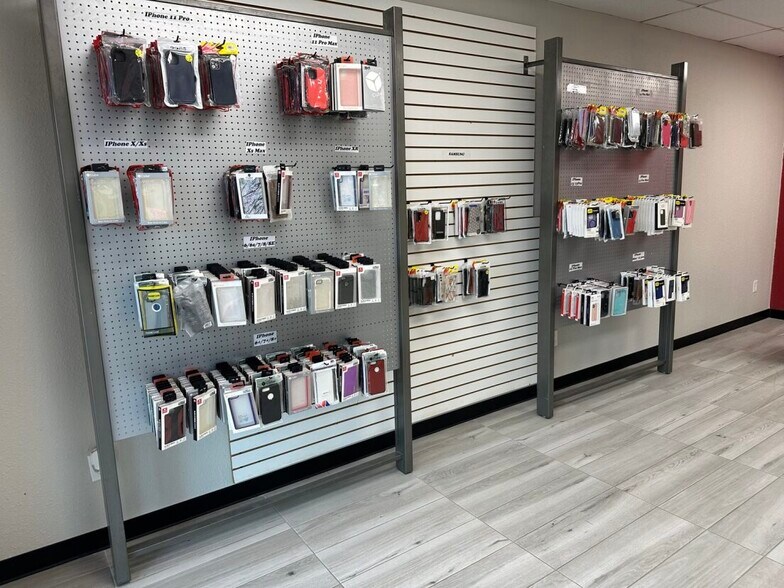 More Photos Of 713 W Southwest Loop 323, Tyler Freestanding For Sale