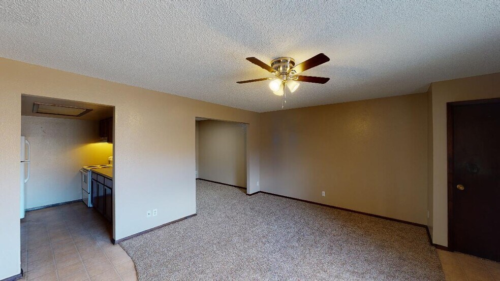 More Photos Of 1325 Fillmore Ave, Alamogordo Apartments For Sale
