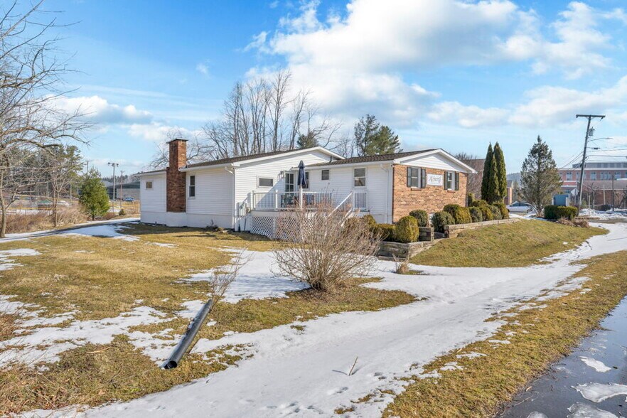 More Photos Of 232 Furman Rd, Boone Medical For Sale