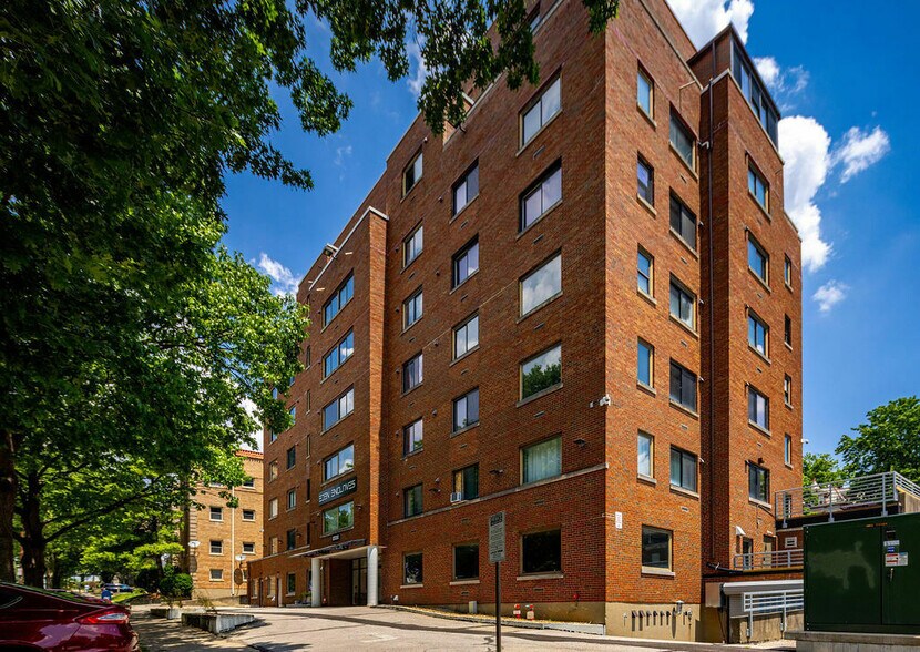 More Photos Of 2330 Victory Pky, Cincinnati Office Residential For Lease