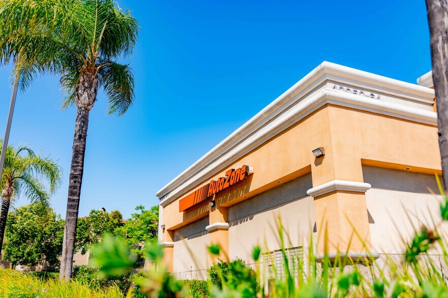 More Photos Of 40930-41090 California Oaks Rd, Murrieta Unknown For Lease