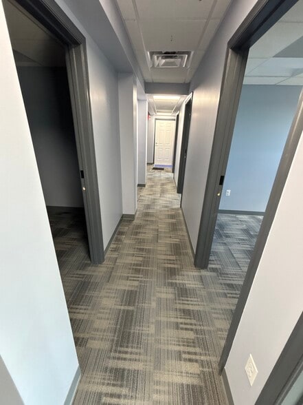 More Photos Of 9123 Old Annapolis Rd, Columbia Storefront Retail Office For Lease