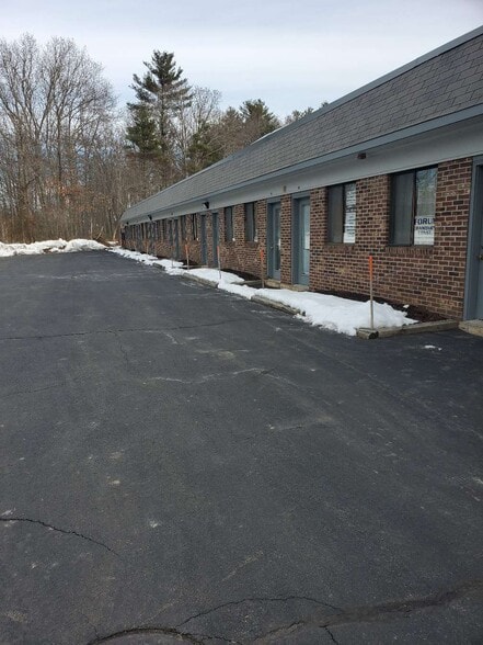 More Photos Of 594 Turnpike St, Easton Self Storage For Lease