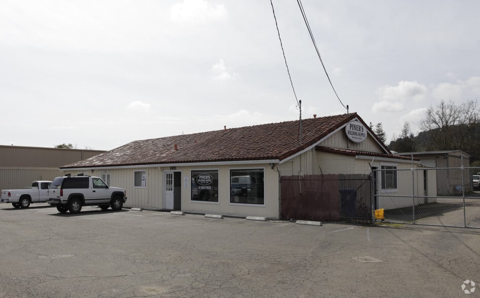 Primary Photo Of 2405 Laurel St, Napa Warehouse For Lease