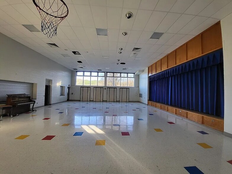 More Photos Of 5252 Monkey Run Rd, Gillett Schools For Sale