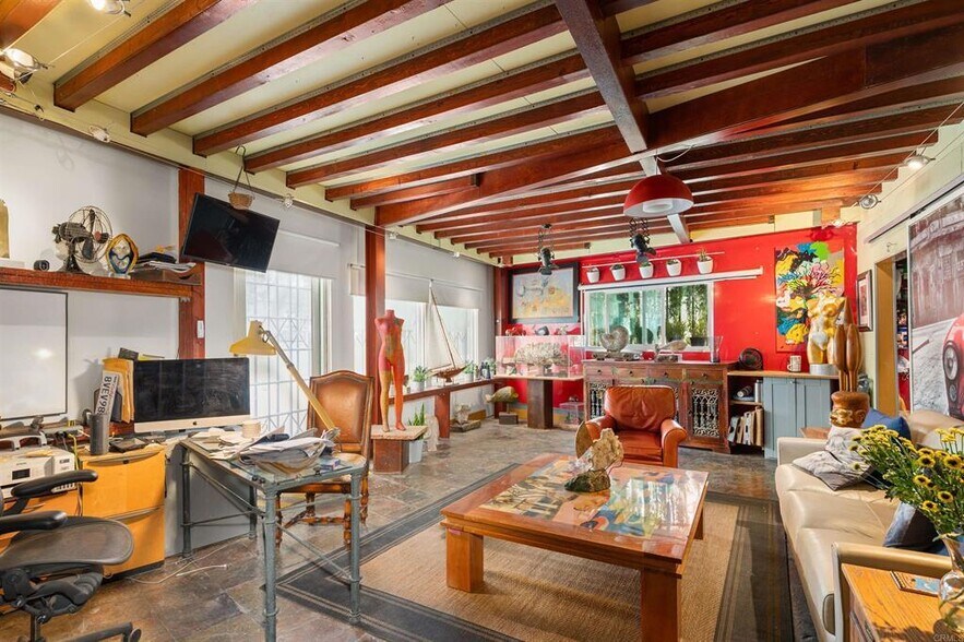 More Photos Of 5527 El Cajon Blvd, San Diego Storefront For Sale