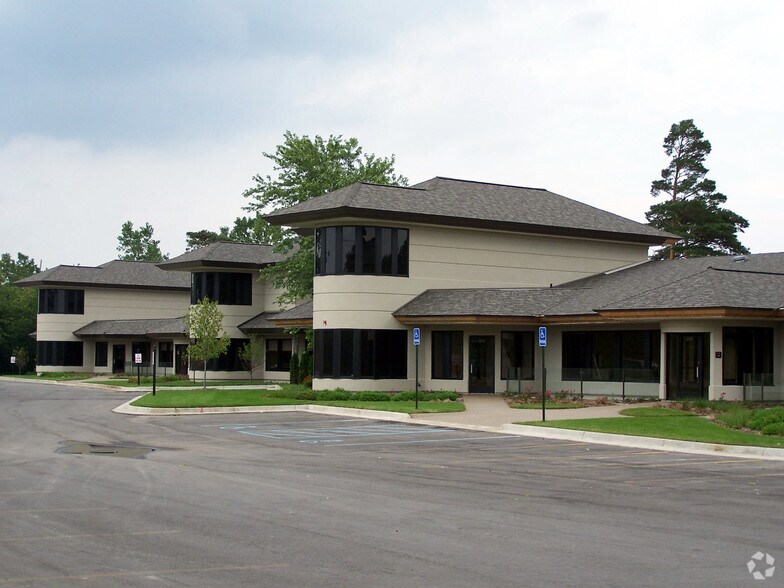 More Photos Of 7600 Grand River Ave, Brighton Office For Lease