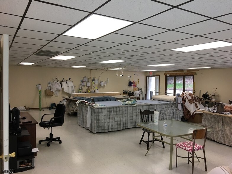 More Photos Of 968 Somerset St, Watchung Office For Sale