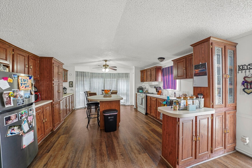 More Photos Of 19645 Nordt Rd, Damon Land For Sale