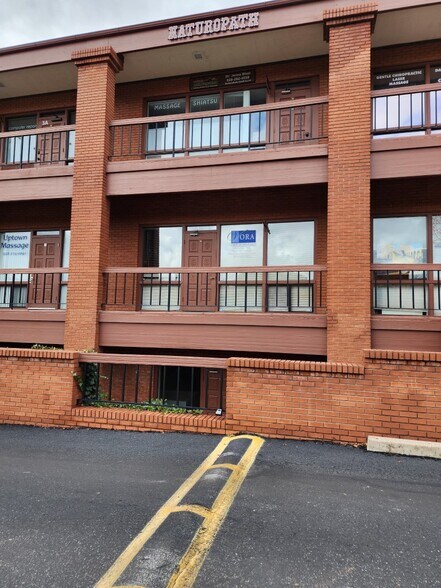 More Photos Of 1785 W Highway 89A, Sedona Medical For Lease