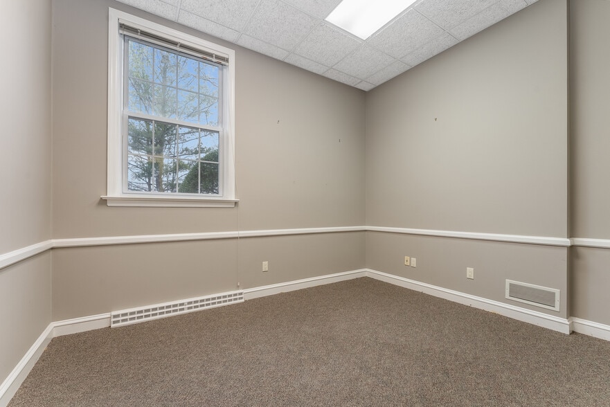 More Photos Of 16 Harrison St, Clinton Township Office Residential For Sale