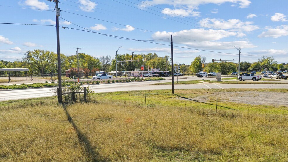 More Photos Of 2101 Fort Worth, Weatherford Land For Sale