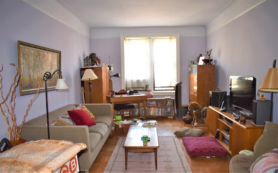 More Photos Of 186-196 Pinehurst Ave, New York Apartments For Sale