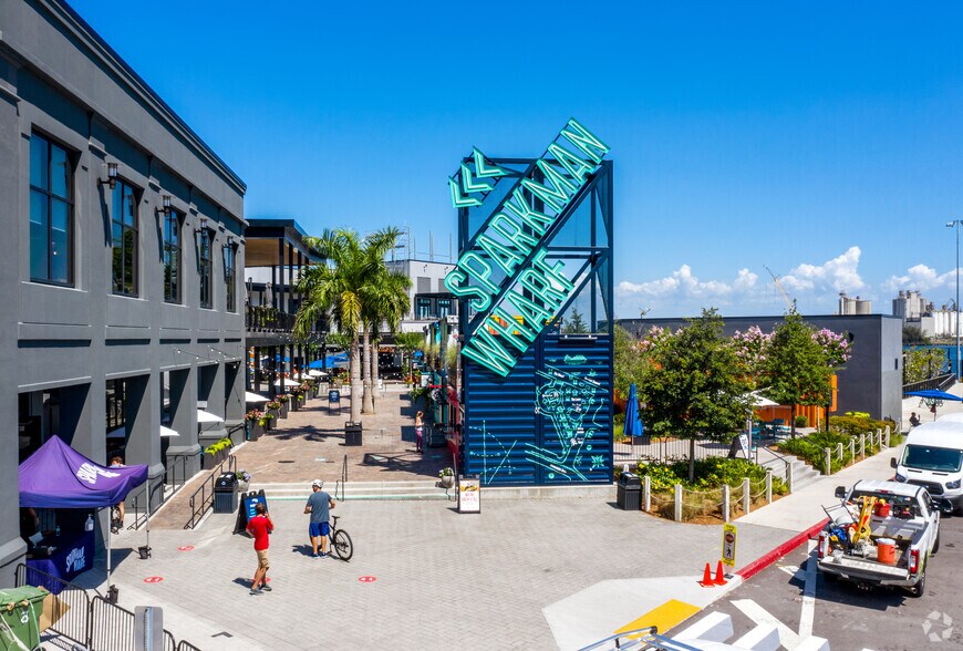 More Photos Of 615 Channelside Dr, Tampa Coworking Space