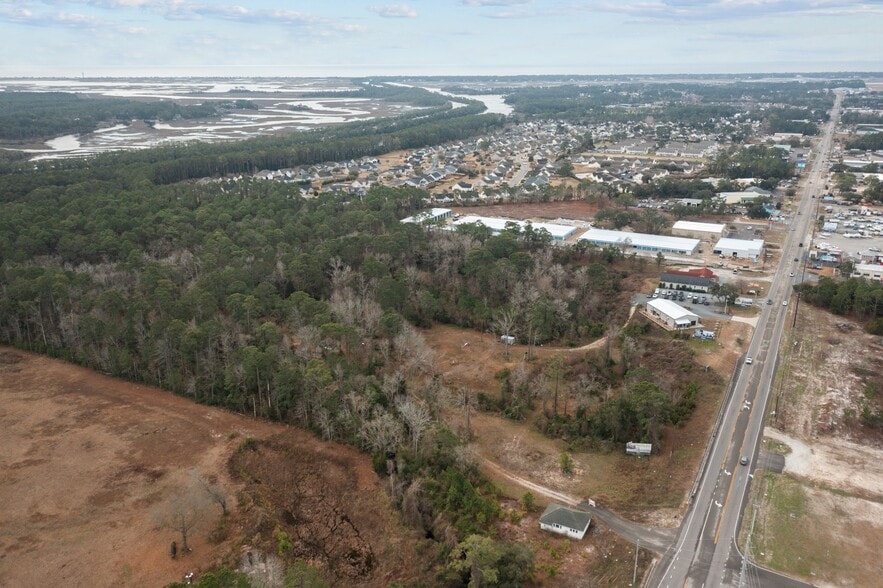 More Photos Of 4810 Long Beach Rd SE, Southport General Retail For Sale