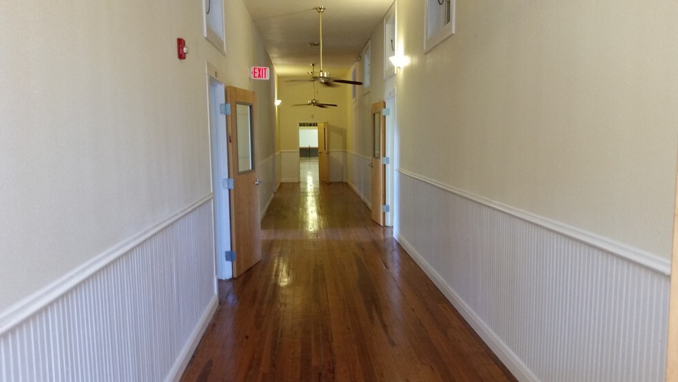 More Photos Of 1476 SW Main St, Greenville Medical For Sale