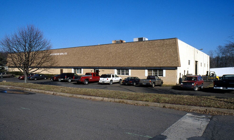 Primary Photo Of 1701 Loretta Ave, Feasterville Warehouse For Sale