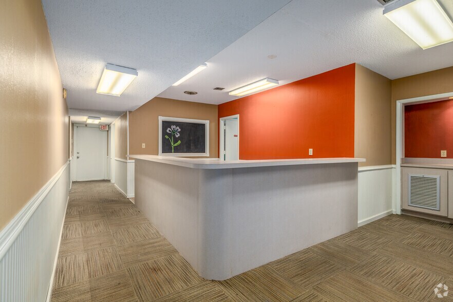 More Photos Of 1230 NW 9th Ave, Gainesville Medical For Sale