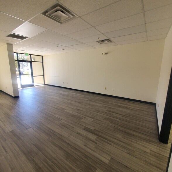 More Photos Of 990 S Rock Blvd, Reno Warehouse For Lease