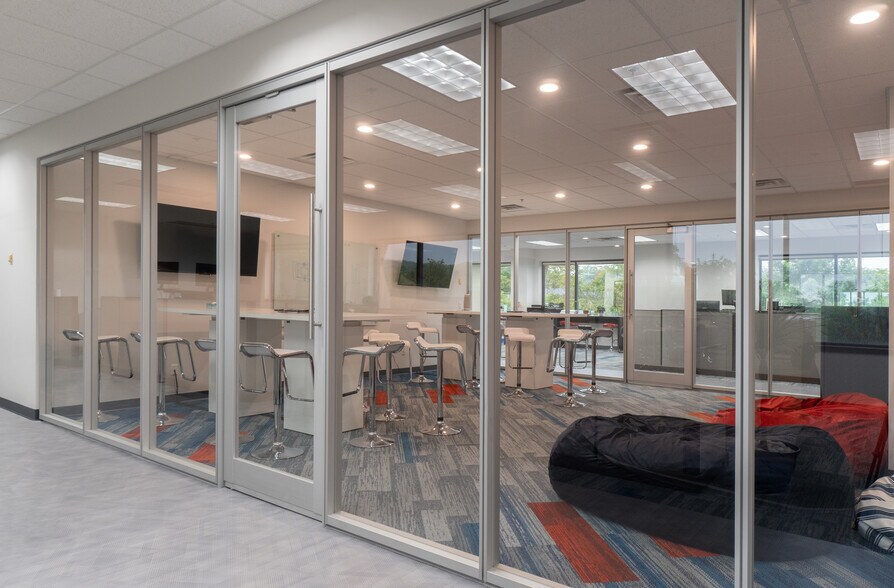 More Photos Of 1120 Pittsford Victor Rd, Pittsford Office For Sale